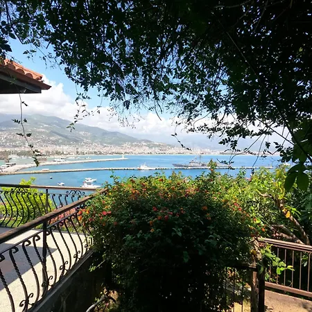 Willa Escape To History In A Stunning Stone House With Garden And Sea View In The Heart Of
